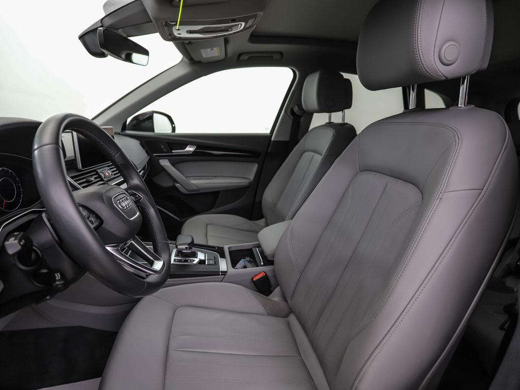 Thumbnail: 2019 Audi Q5 - 11