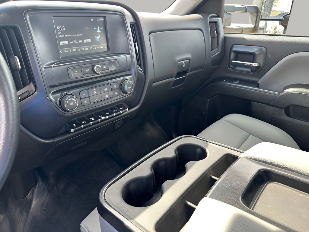 Used Car 2022 Chevrolet Silverado 6500hd  For Sale Under $50,000 In Austin, Texas