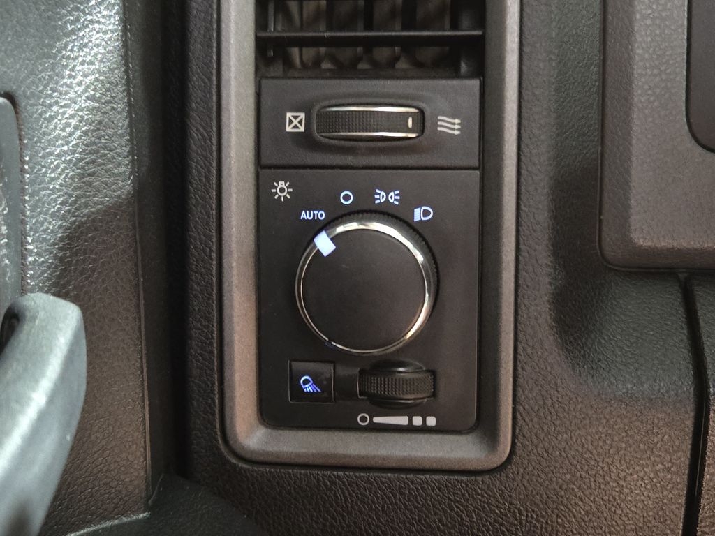 2014 RAM Ram 1500 Pickup Tradesman - Photo 22