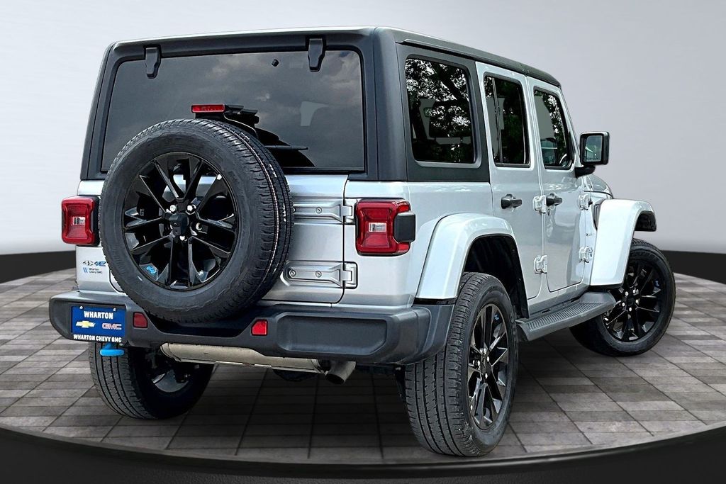 2023 Jeep Wrangler Sahara 4xe - 6