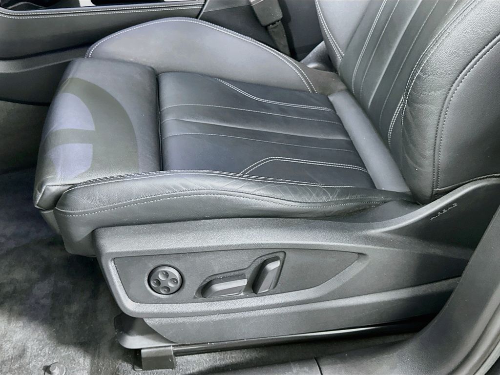 Thumbnail: 2022 Audi Q5 - 20