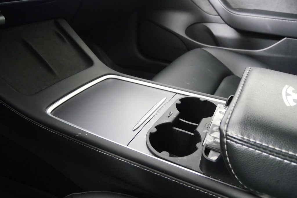 Thumbnail: 2023 Tesla Model 3 - 23