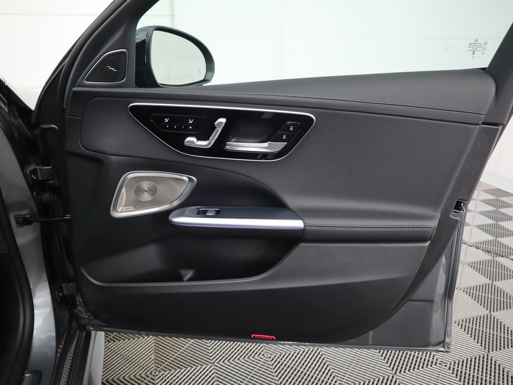 Thumbnail: 2025 Mercedes-Benz C-Class - 27