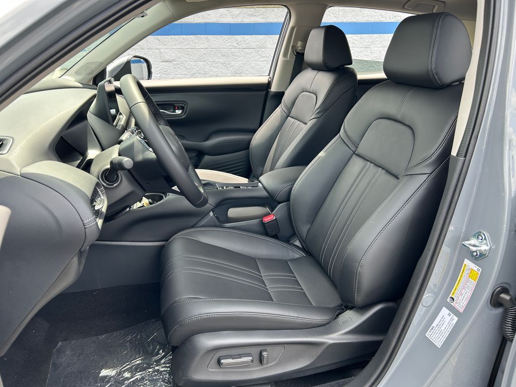 Thumbnail: 2027 Honda HR-V - 17