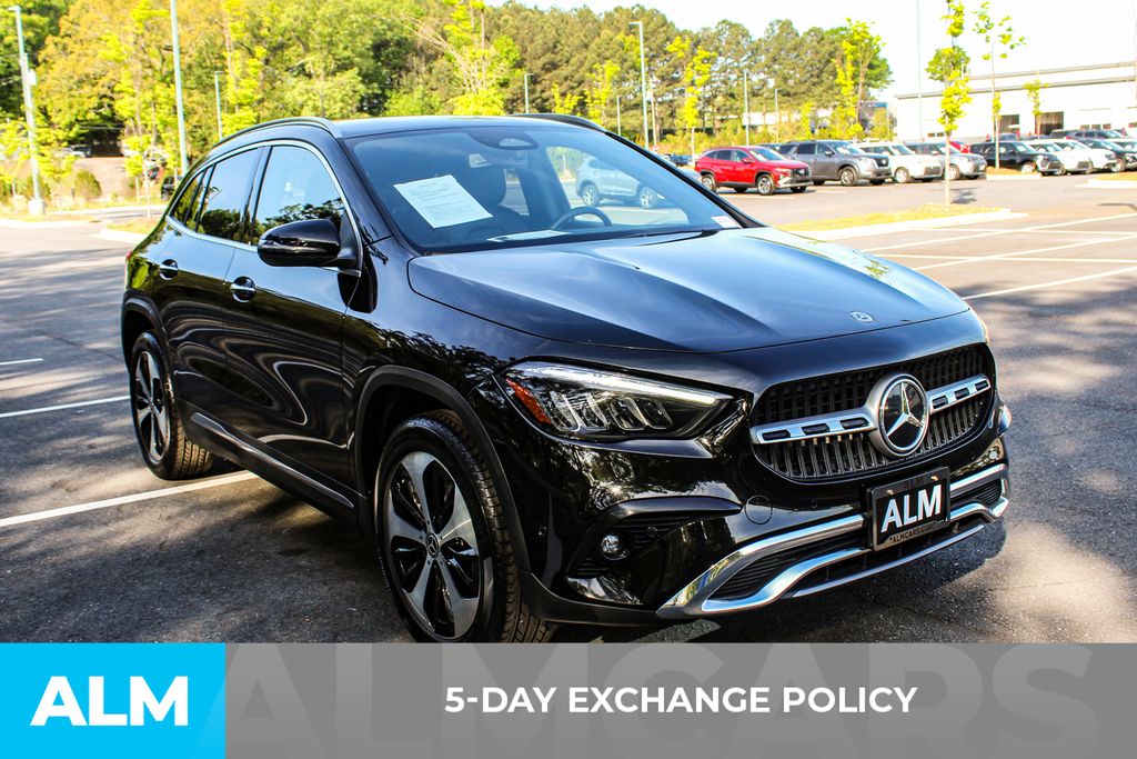 Used 2025 Black Mercedes-Benz GLA 250 image 4