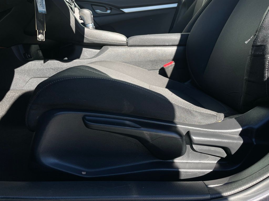 Thumbnail: 2016 Honda Civic - 23