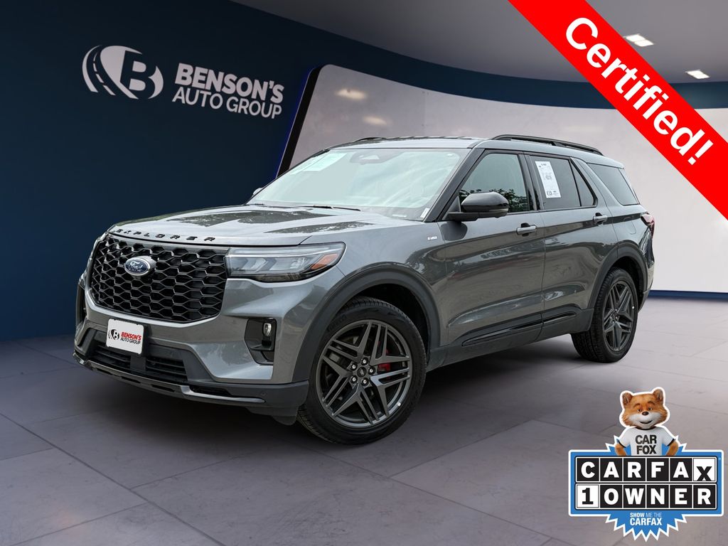 2025 Ford Explorer ST Line