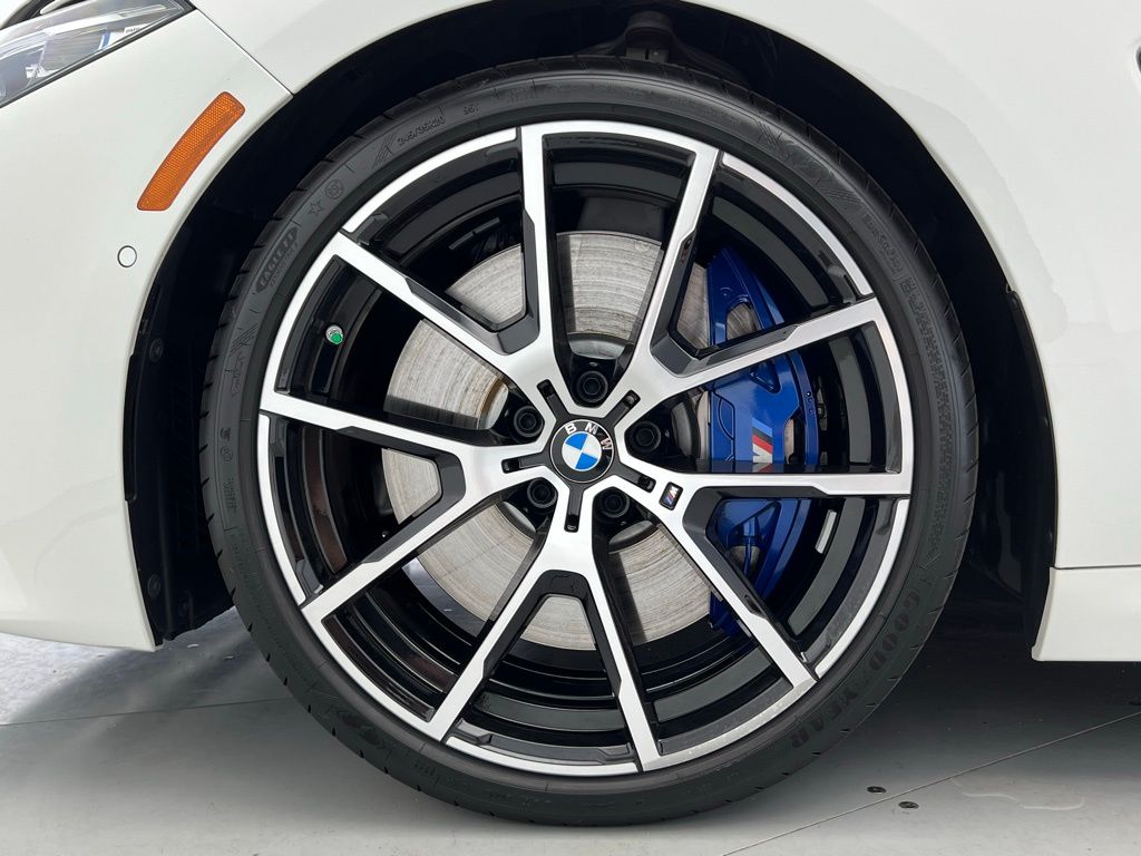 2022 BMW 8 Series M850i xDrive 28