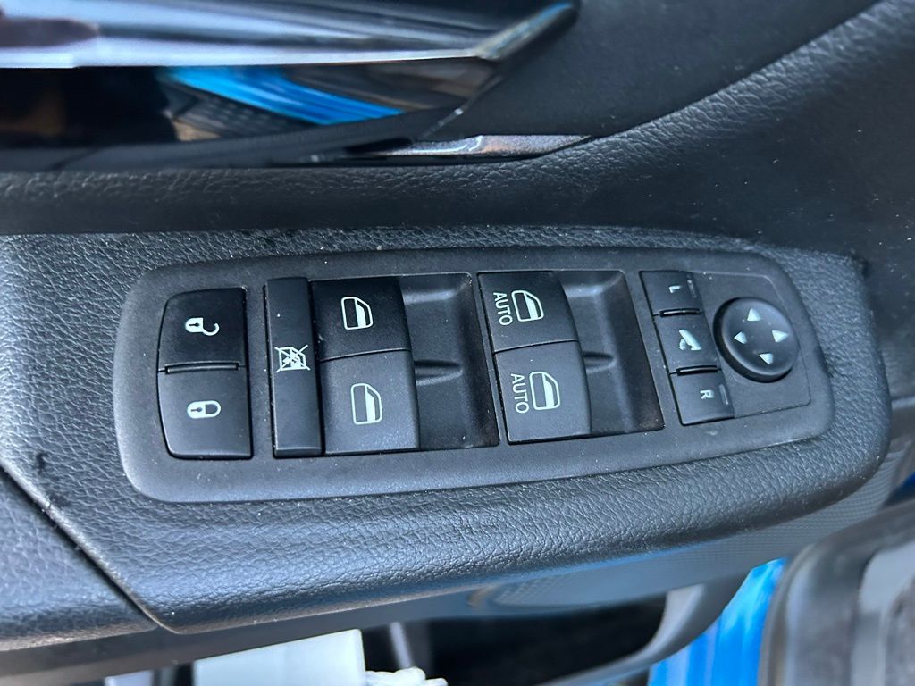 Thumbnail: 2023 RAM 1500 - 17