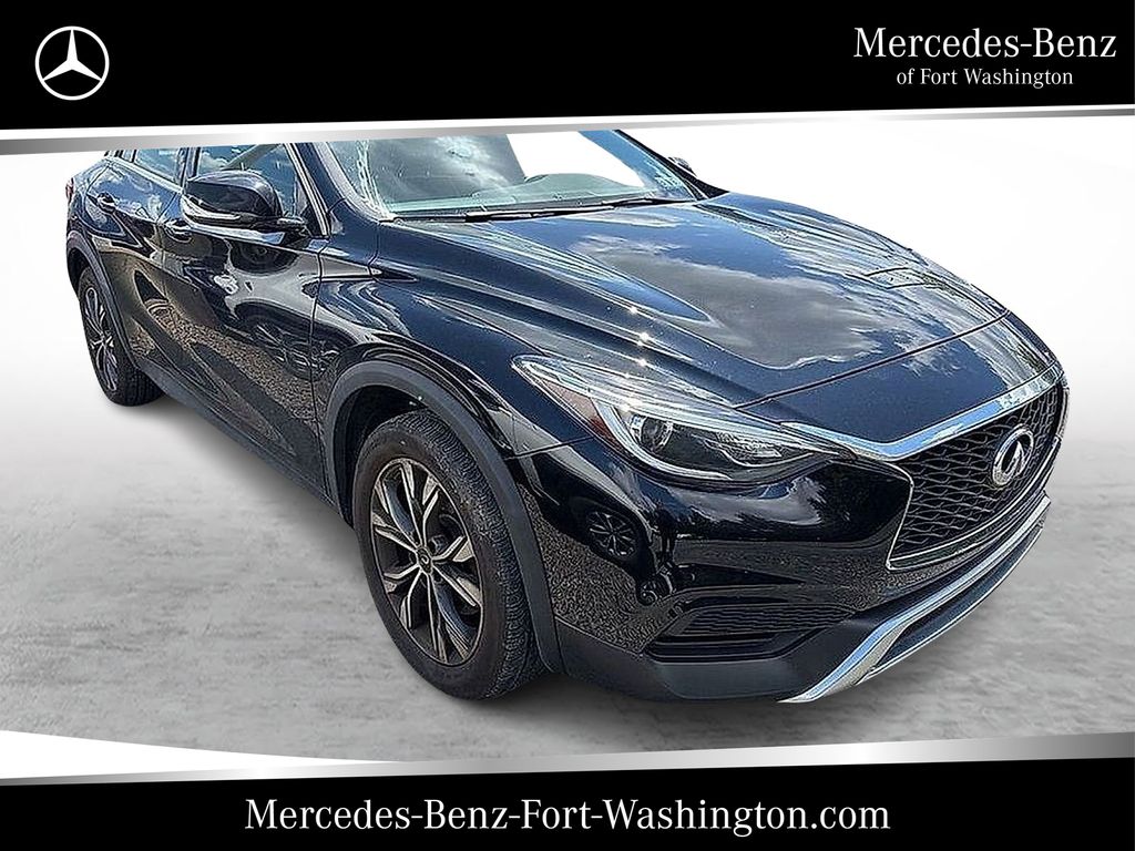Black Obsidian 2018 INFINITI QX30 Luxury AWD SUV / Crossover All-Wheel Drive 7-Speed Automatic Overdrive
