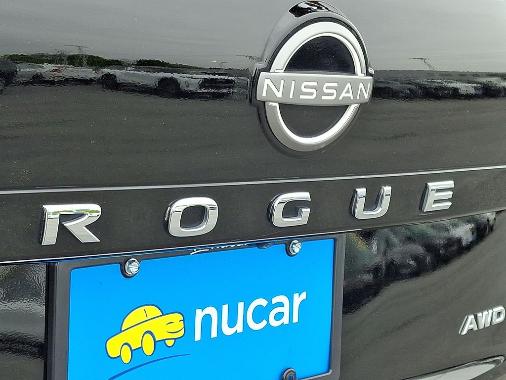 2023 Nissan Rogue — photo 28