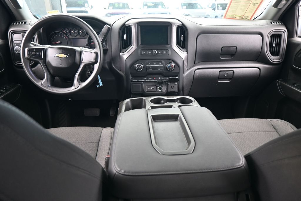 Used 2022 Summit White Chevrolet Custom image 37