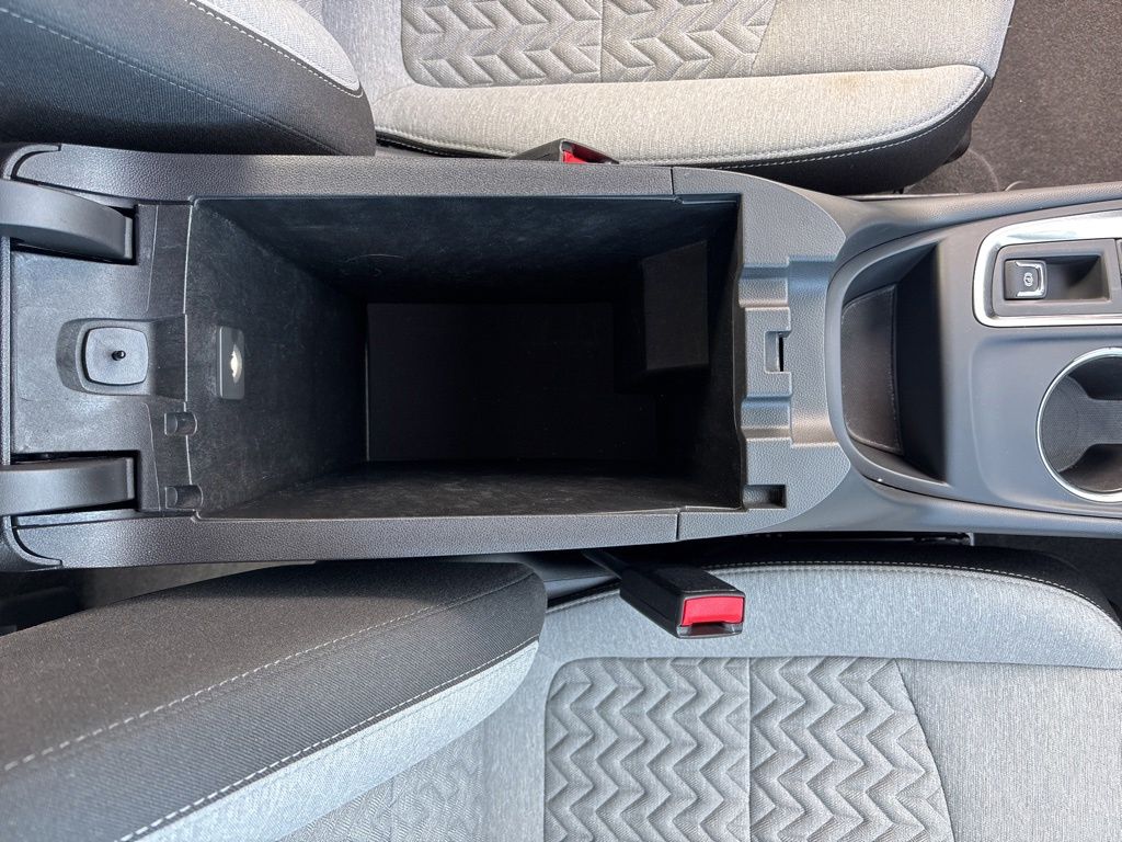 Used 2024 Gray Chevrolet LS image 37