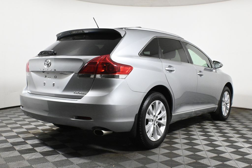 2015 Toyota Venza LE 7