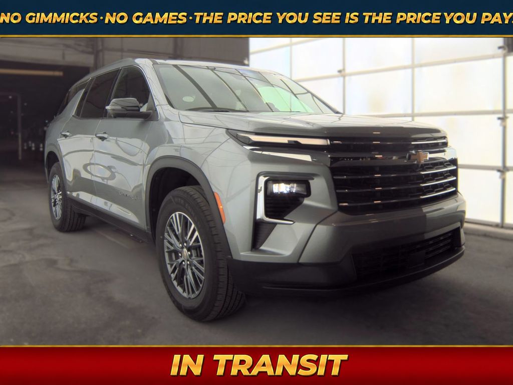 Sterling Gray Metallic 2024 Chevrolet Traverse SUV / Crossover Front-Wheel Drive 8-Speed Automatic