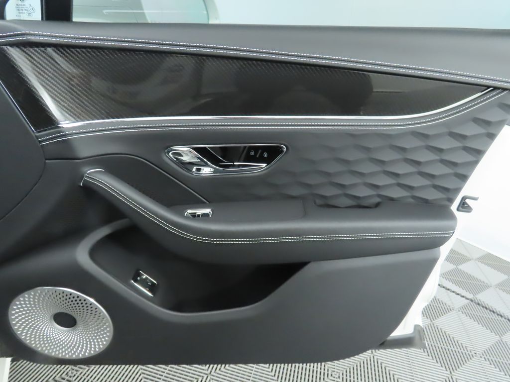 Thumbnail: 2025 Bentley Flying Spur - 26
