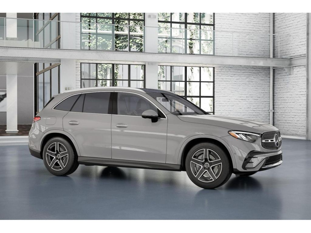 2025 Mercedes-Benz GLC 300 13