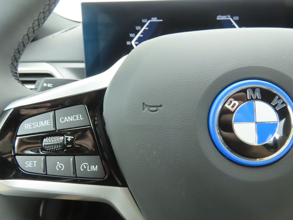 2025 BMW i4 eDrive40 11