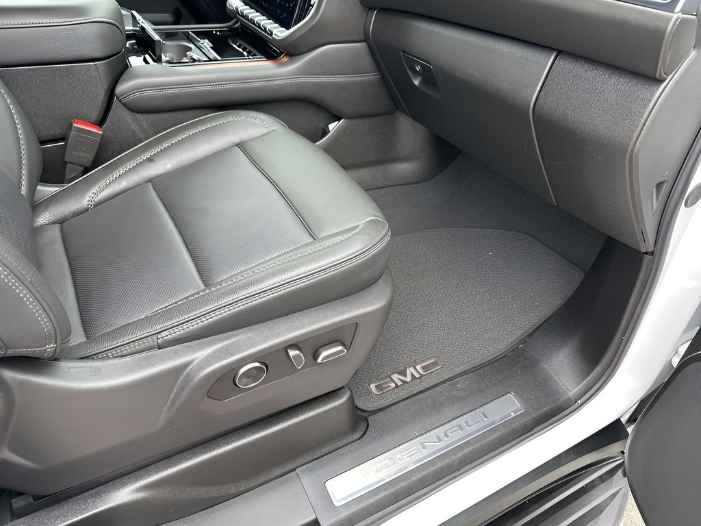 Used Car 2025 Gmc Yukon  Denali For Sale Under $80,000 In Austin, Texas