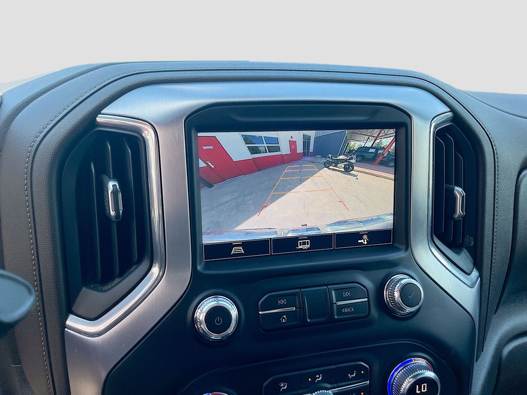Used 2021 White GMC SLT image 14