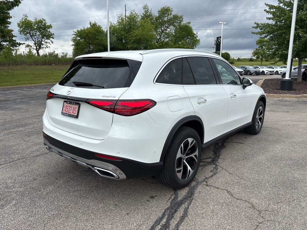 2025 Mercedes-Benz GLC GLC 350e photo