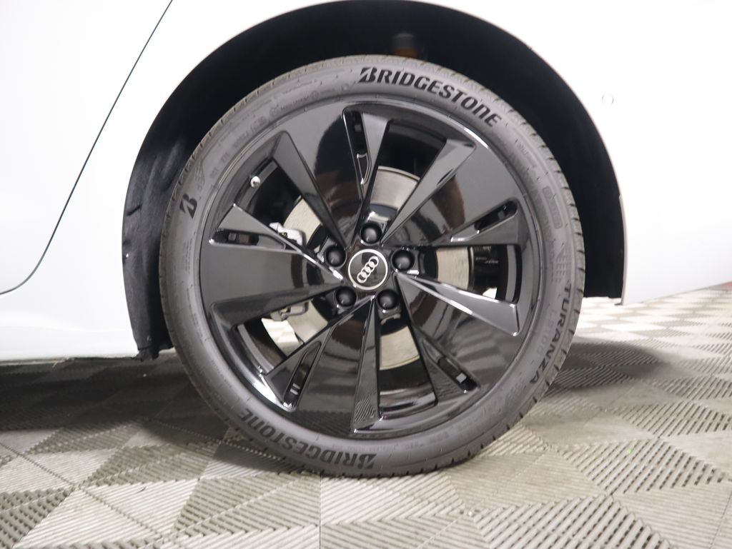 Thumbnail: 2025 Audi A5 - 32