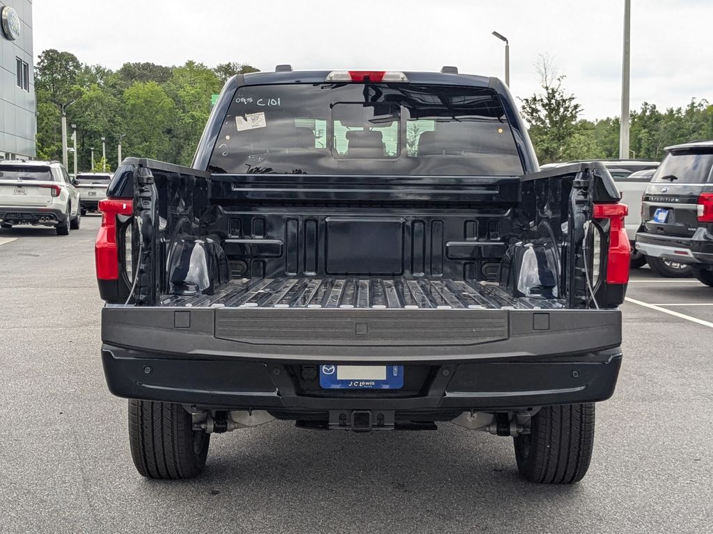 2025 Ford F-150 Lightning Platinum