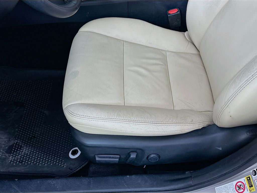 Thumbnail: 2015 Toyota Avalon - 19