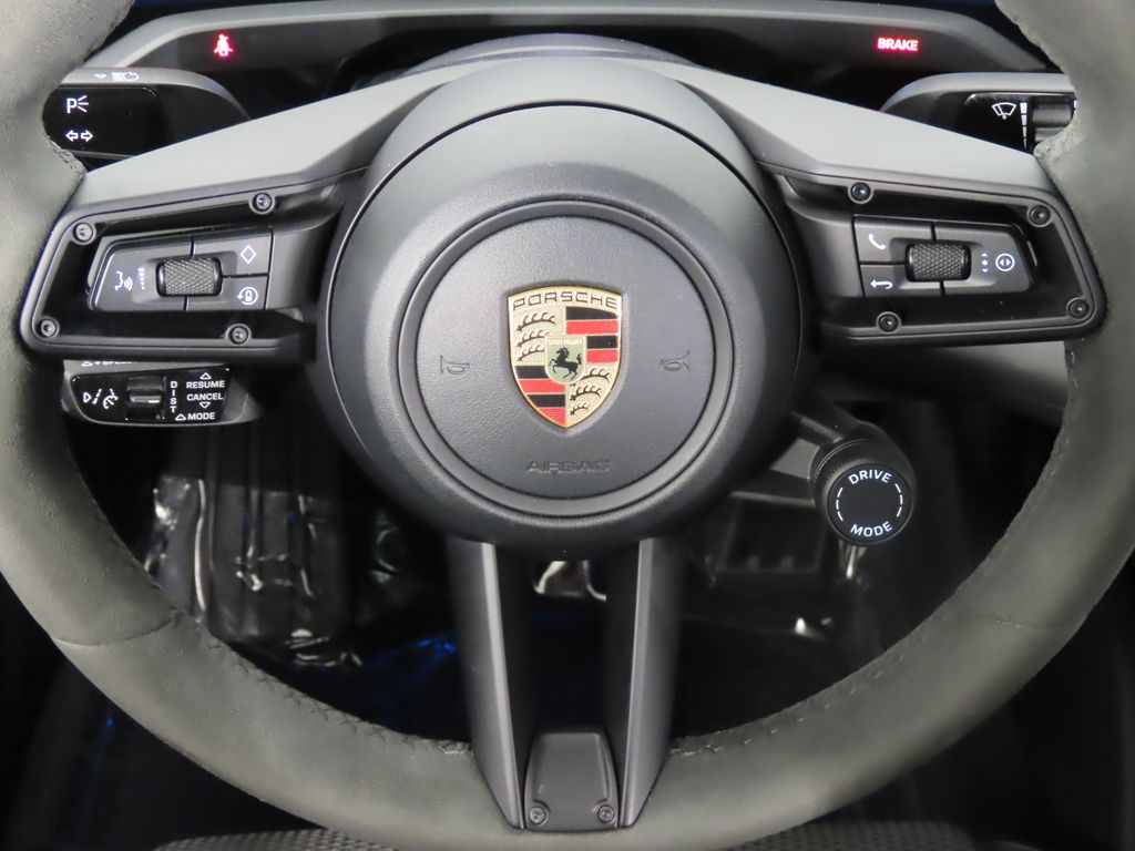 Thumbnail: 2020 Porsche Taycan - 19