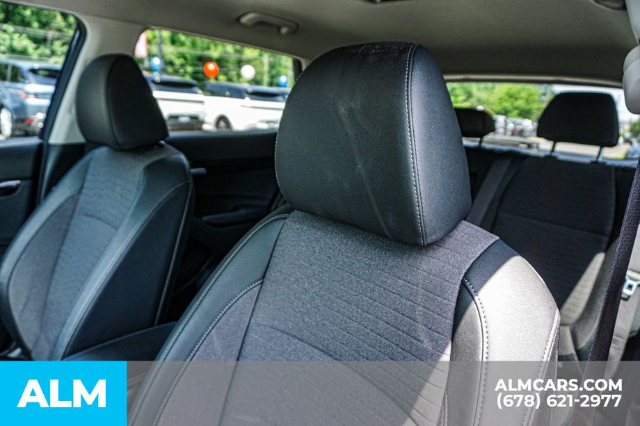 Used 2022 Blue Kia Nightfall image 18