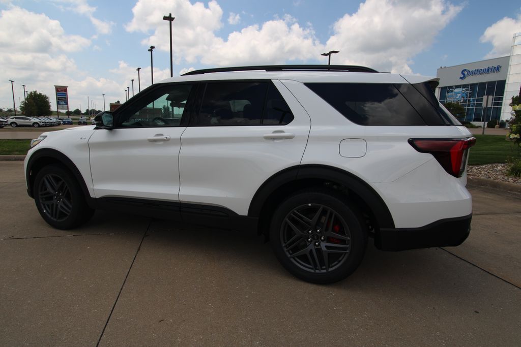New 2026 Ford Explorer SUV