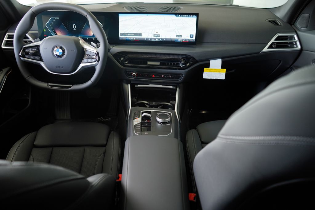 Thumbnail: 2026 BMW 3 Series - 13