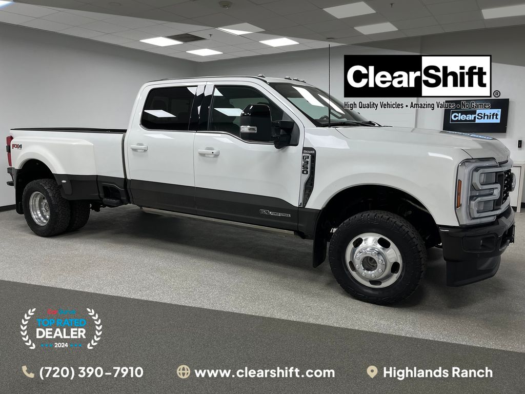 Star White Metallic Tri-Coat 2024 Ford F-350 Super Duty Pickup Truck Four-Wheel Drive 10-Speed Automatic