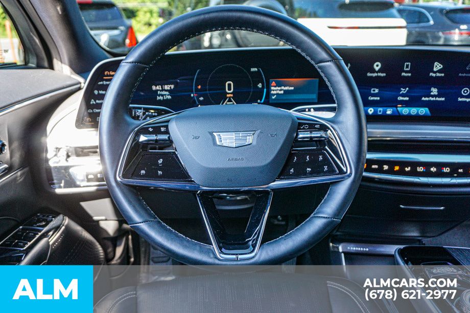Used 2024 Silver Cadillac Luxury image 29