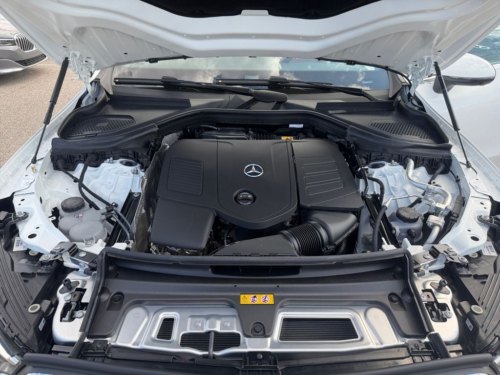 new 2026 Mercedes-Benz GLC car