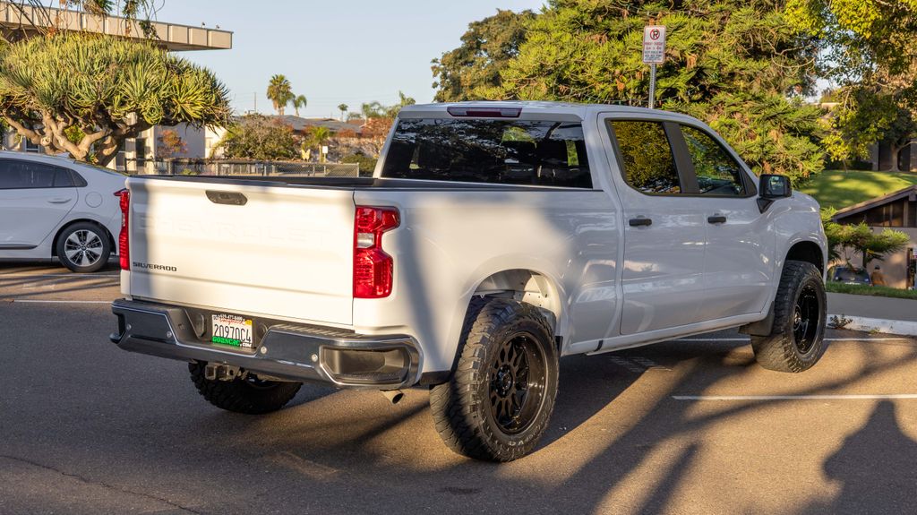 Used 2025 Chevrolet Silverado 1500 WT 4D Crew Cab