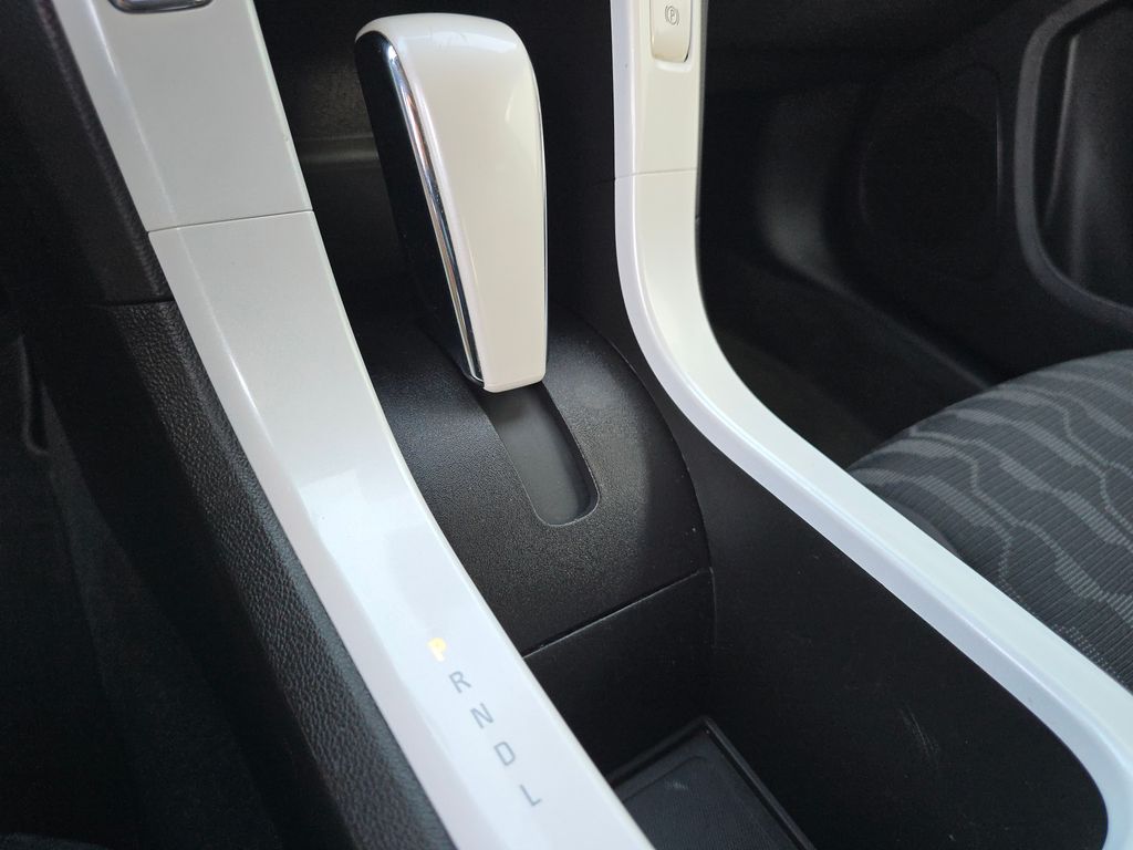 2013 Chevrolet Volt Base photo 34