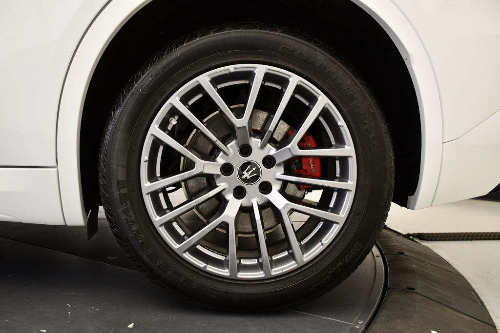 Thumbnail: 2024 Maserati Grecale - 13