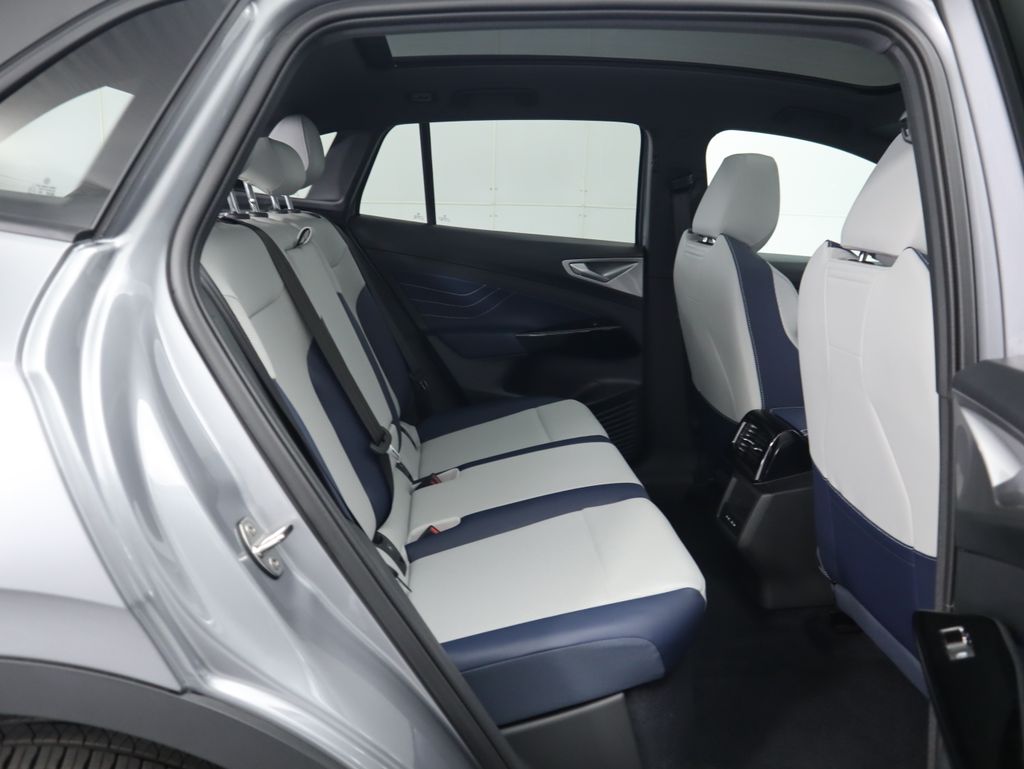 2025 Volkswagen ID.4 Pro S 22