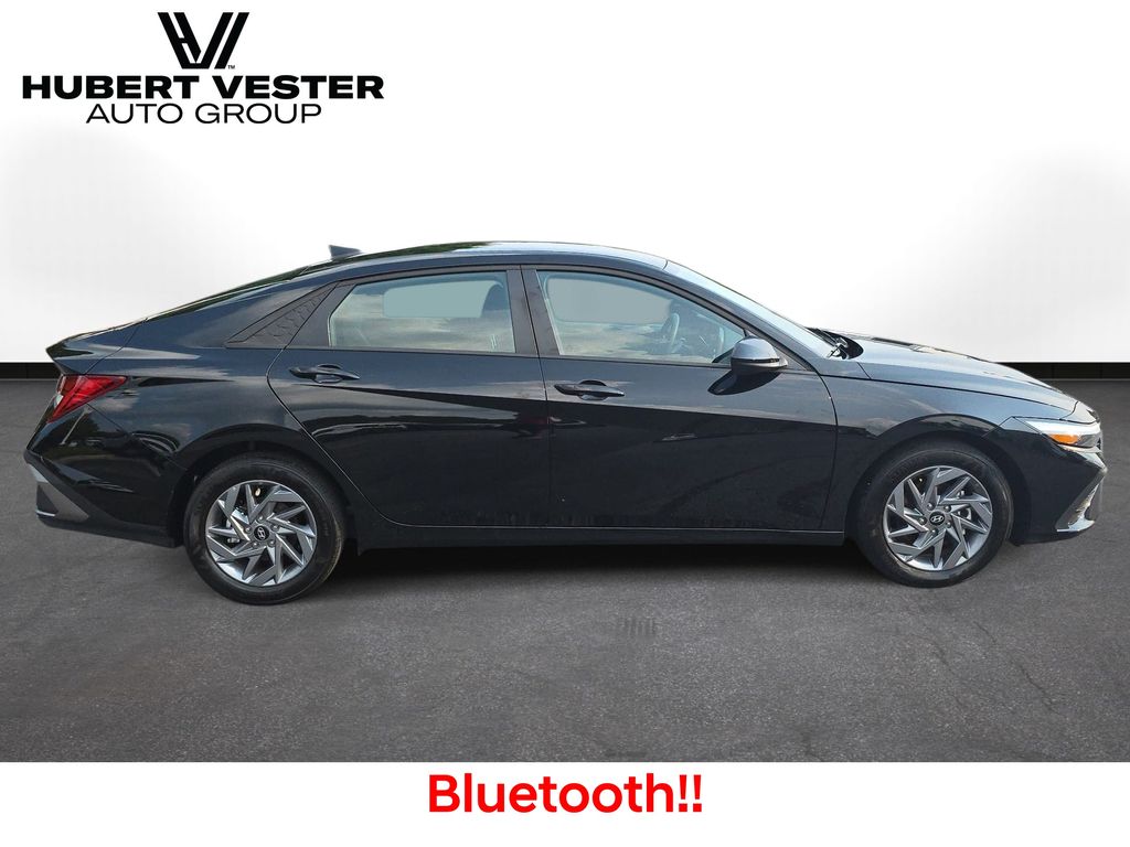 Used 2026 Hyundai Elantra Hybrid Sedan
