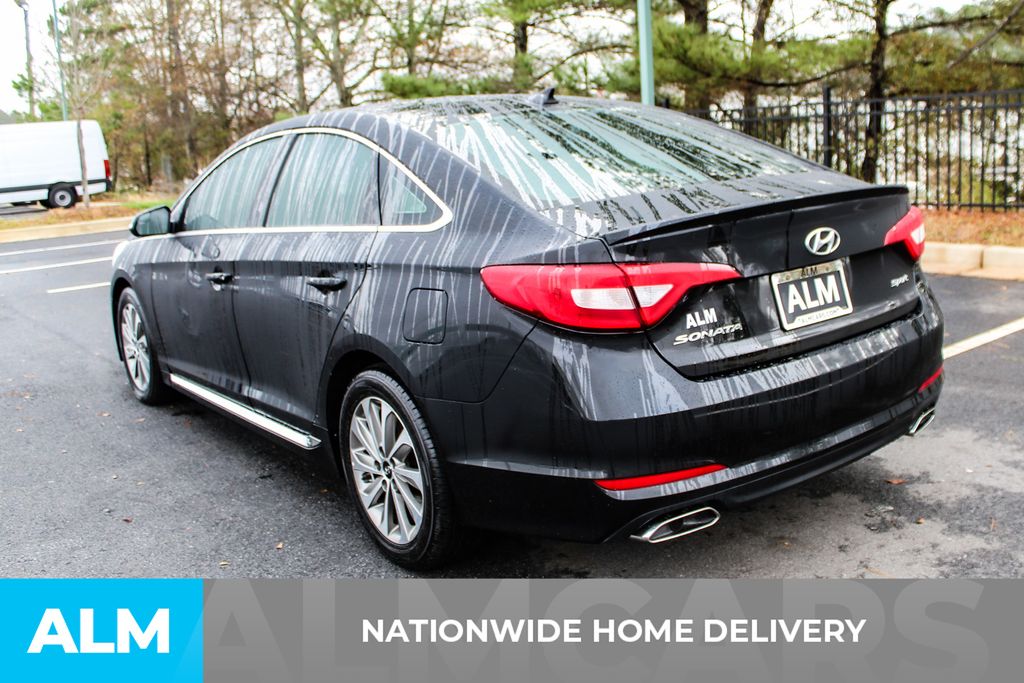 2017 Hyundai Sonata Sport photo 2