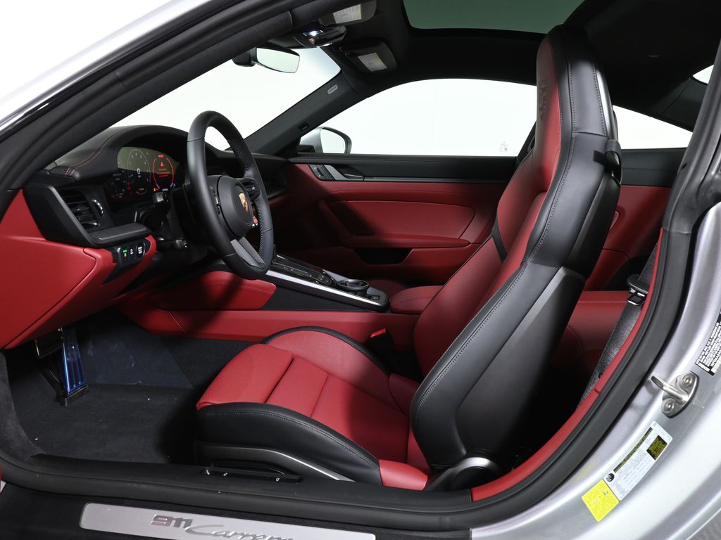 Thumbnail: 2026 Porsche 911 - 5