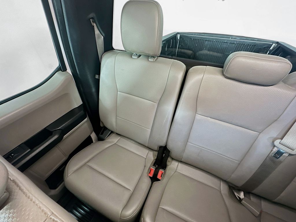 Used 2019 White Ford XL image 12