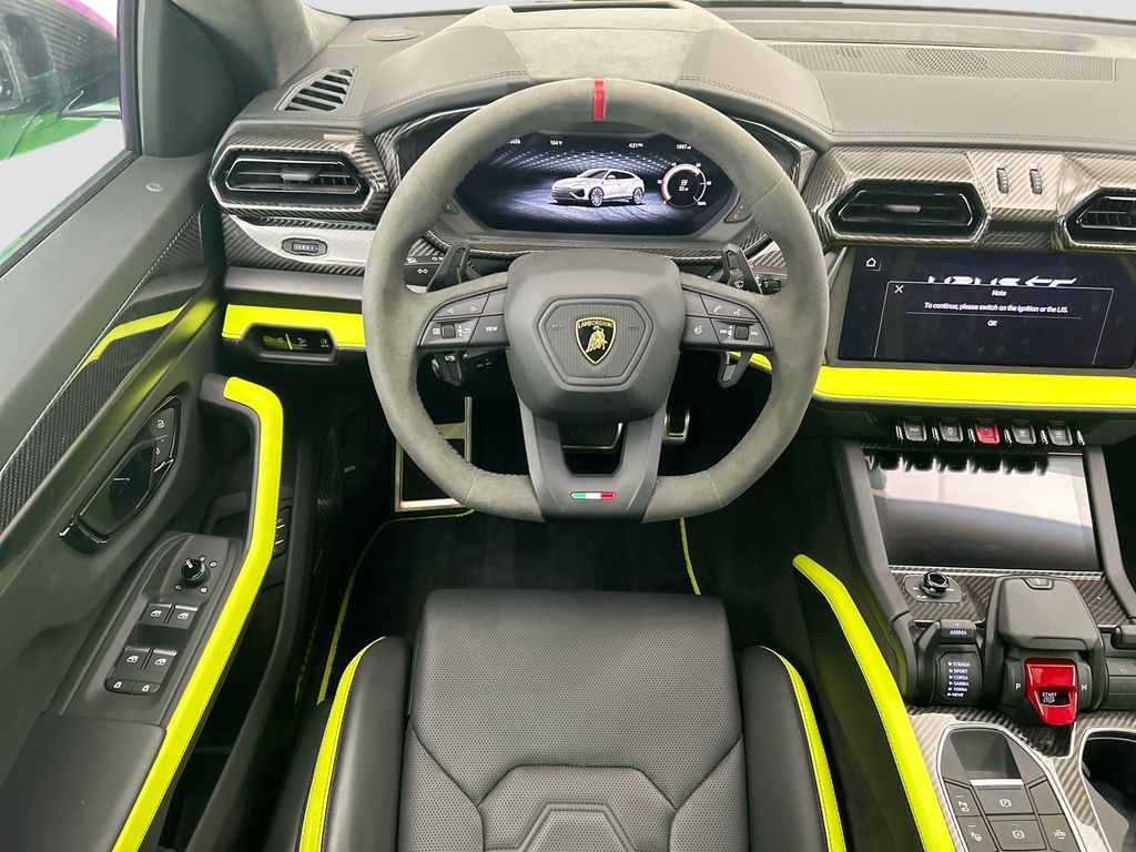 Thumbnail: 2025 Lamborghini Urus - 10