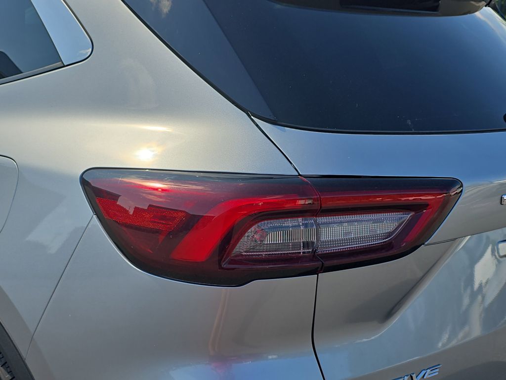 2023 Iconic Silver Metallic Ford Escape Active FWD SUV