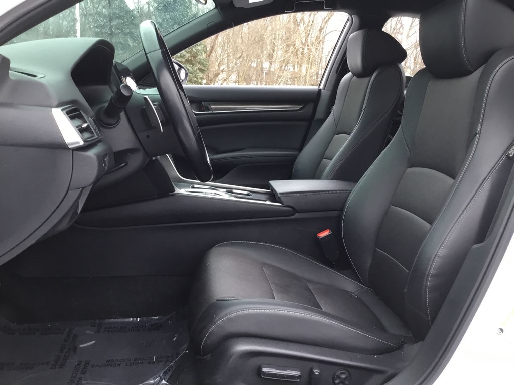 Thumbnail: 2022 Honda Accord - 14