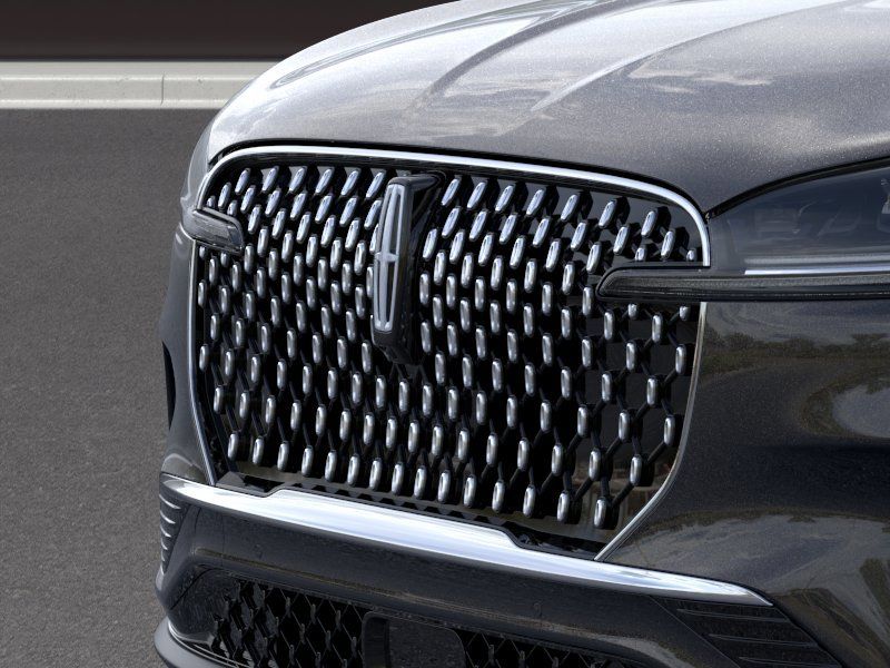 New 2026 Infinite Black Metallic Clearcoat Lincoln Reserve image 17