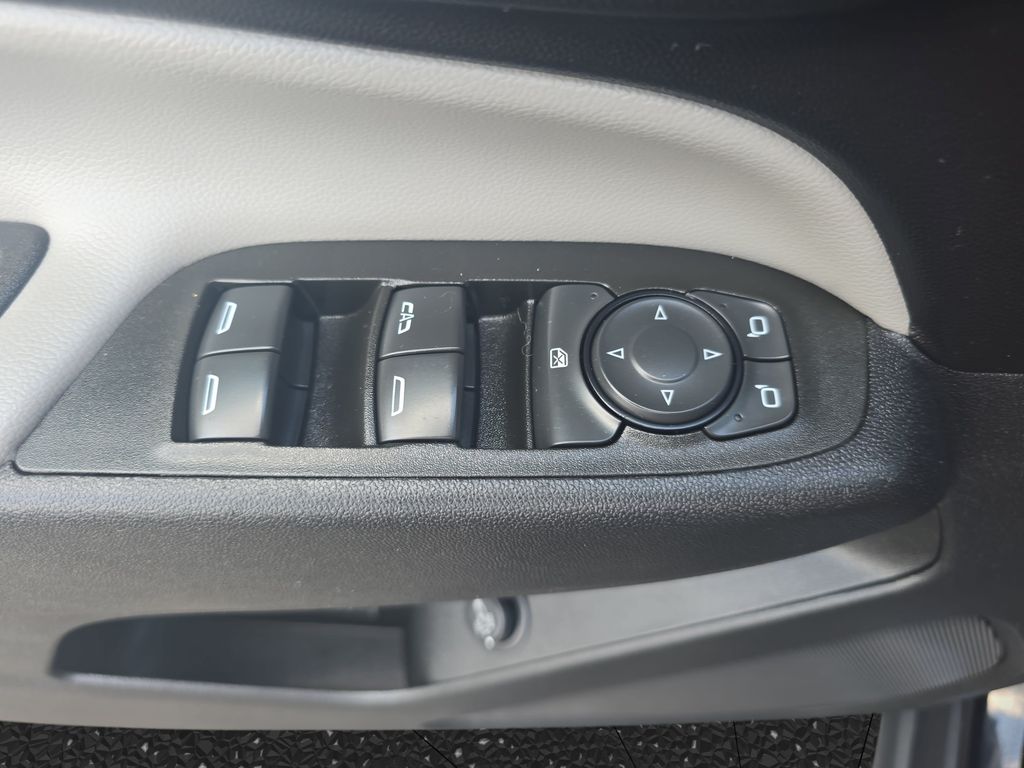 Used 2022 Chevrolet Equinox SUV
