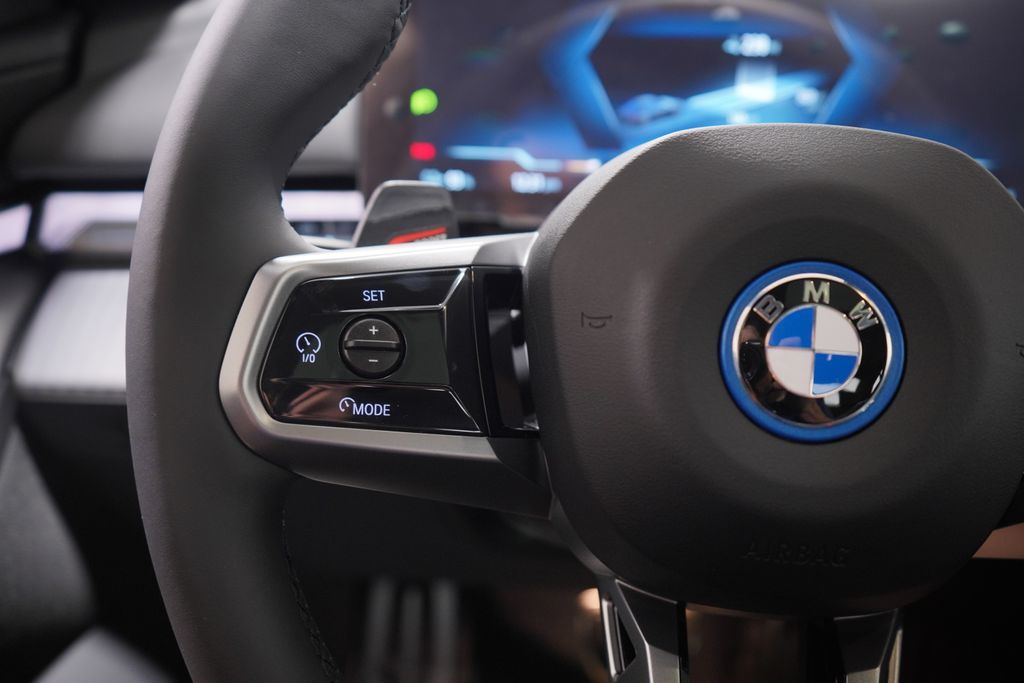 2024 BMW i5 eDrive40 20