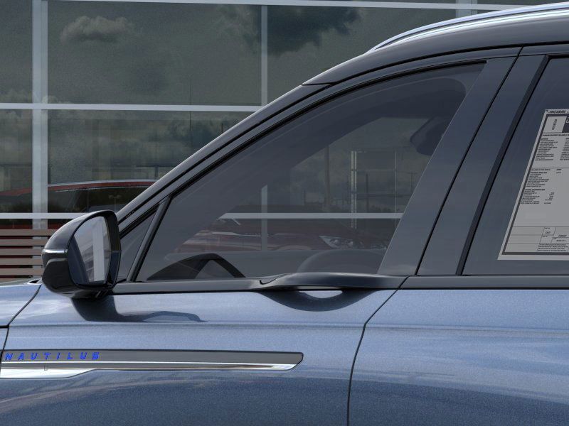 2025 Lincoln Nautilus Reserve